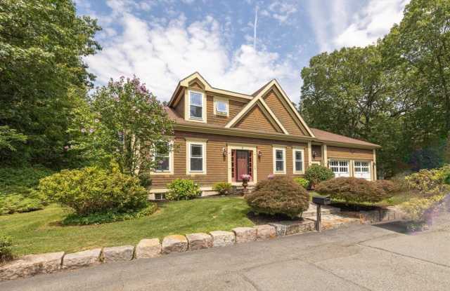 Photo of 9 Washington Ave