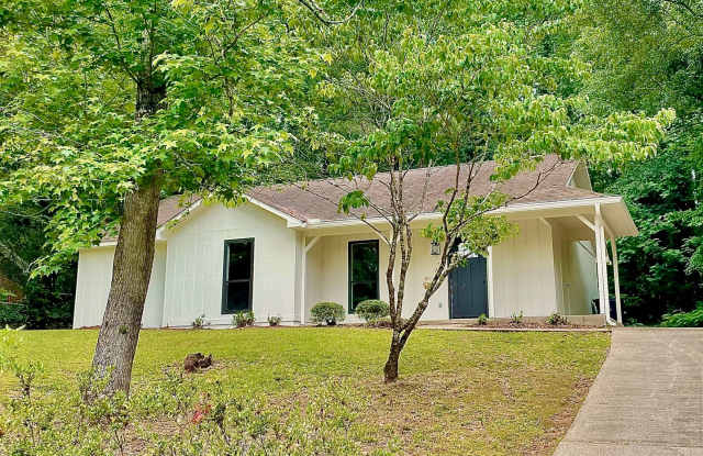 Photo of N Cedarbrook Bungalow