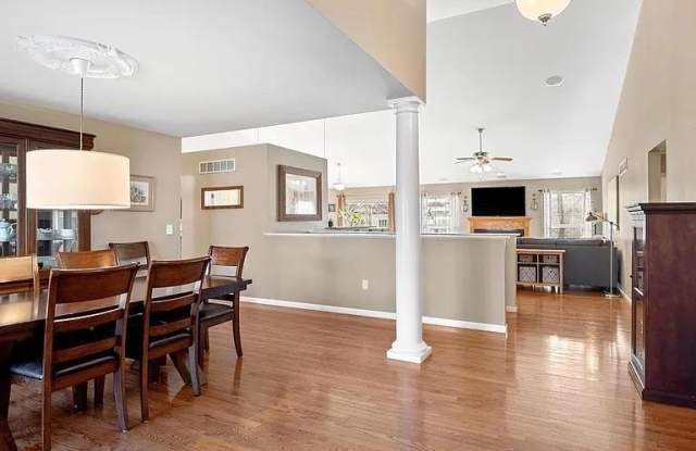 964 PRAIRIE CROSSING