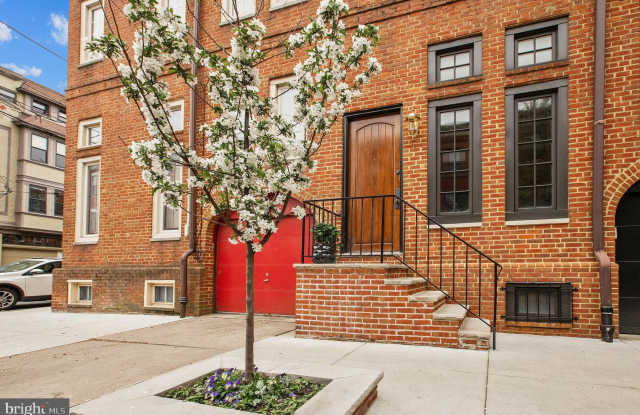 302 MONROE STREET