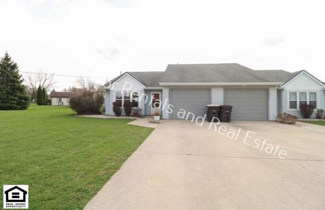 1421 Fieldstone Dr. - 1421 Fieldstone Drive, Fort Wayne, IN 46815