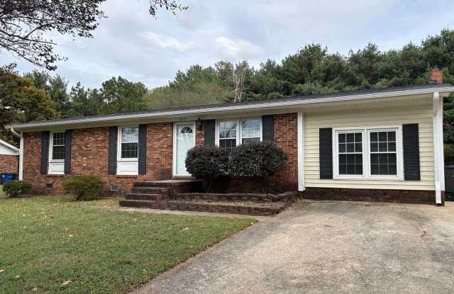 3 Bedroom, 2 Bathroom House in Winston-Salem!