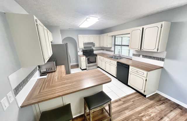 1365 SE Bayharbor Street