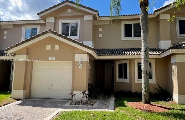 1124 SW 158th Ave - 1124 Southwest 158th Avenue, Pembroke Pines, FL 33027