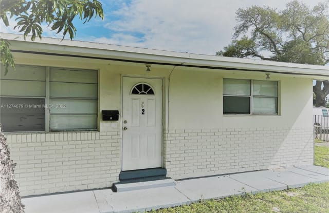 6 NW 6th Ave - 6 Northwest 6th Avenue, Dania Beach, FL 33004