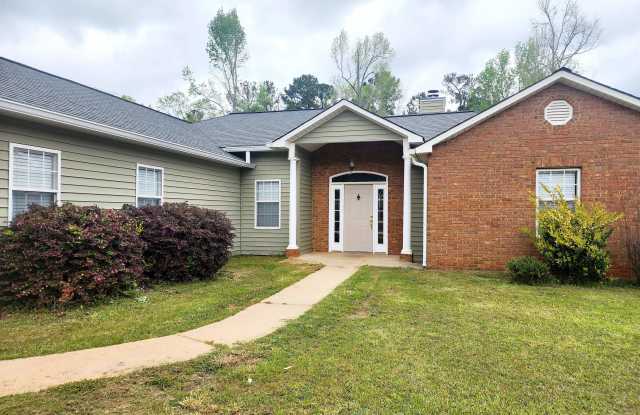 110 Old Mill Court - 110 Old Mill Court, Milledgeville, GA 31061