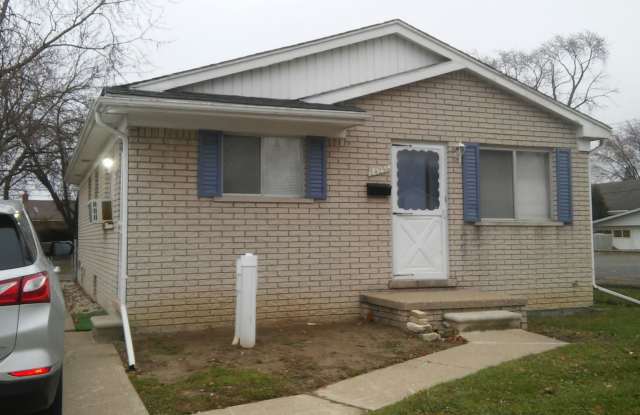 NO SEC 8 - 3 bedroom 1 bath brick ranch with basement and fenced yard **OPEN HOUSE - DETAILS BELOW** - 24256 Fern Avenue, Eastpointe, MI 48021