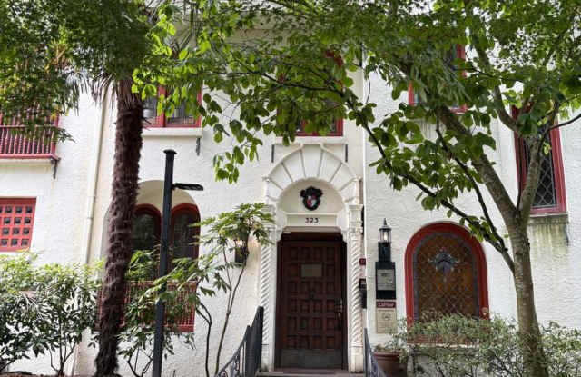 Photo of Capitol Hill Charming Studio!!