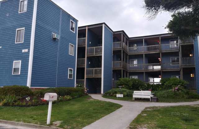 Photo of 2224 New River Inlet Road unit: 331