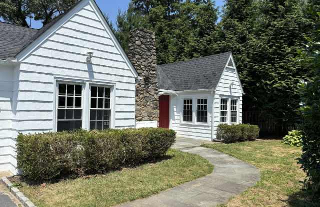 67 Grove Point