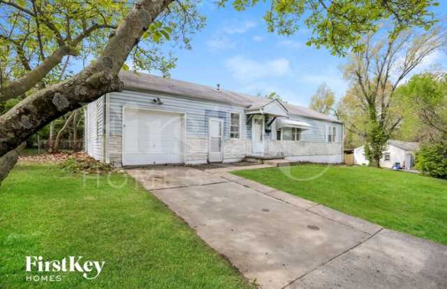 8701 East 77 Terrace