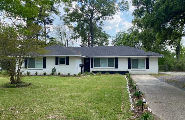 Modern Comfort in a Prime Baton Rouge Location