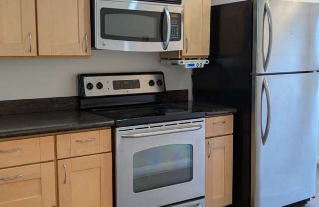 3 Bedroom Townhome in Shoreline