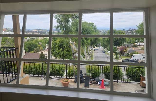 2629 Orange Grove Ave