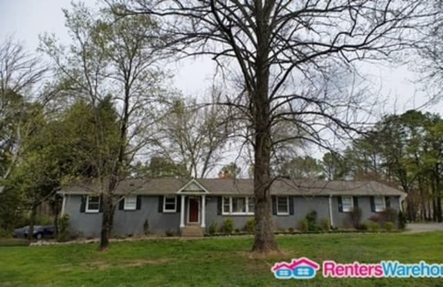 1001 Buckingham Cir - 1001 Buckingham Circle, Franklin, TN 37064