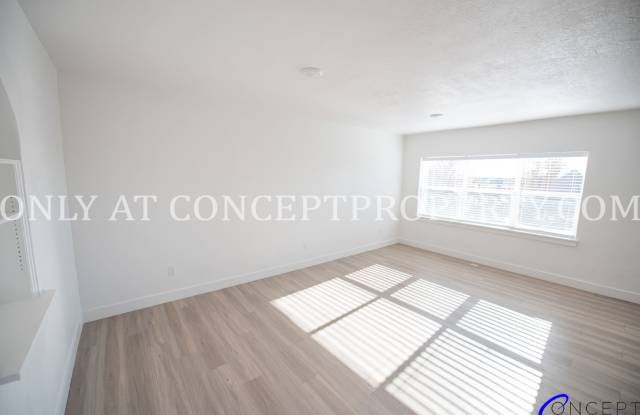 Photo of Stratton Apts: FREE RENT UNTIL JAN 1st!! OAC