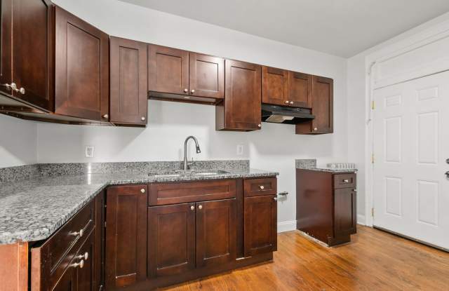 7519-21 S. Essex Avenue