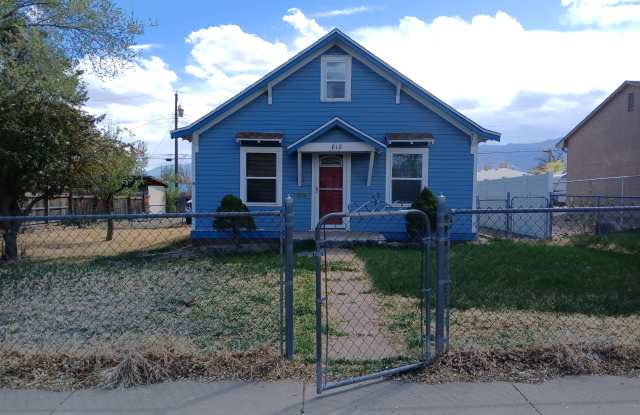 818 Fairview Ave.