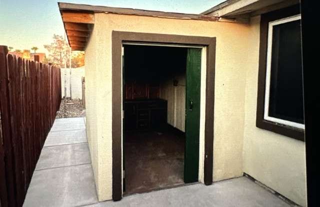 Photo of 4880 Benecia Way