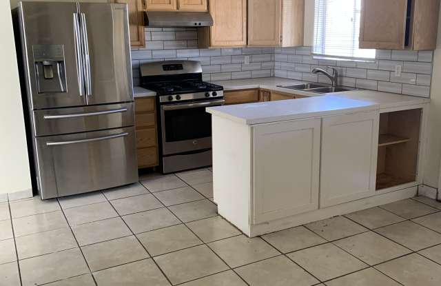 Photo of 3030 West Ocotillo Road