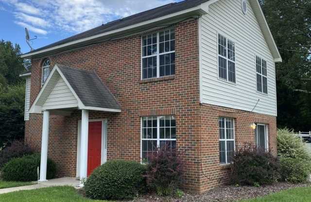 1000 Mt Holly Huntersville Road