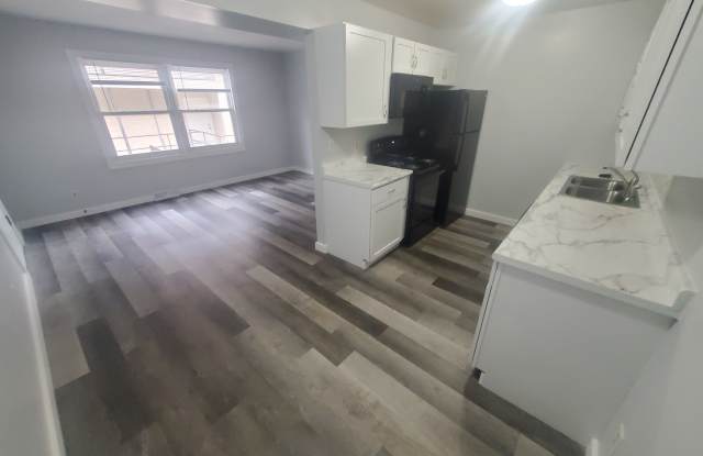 Photo of 913 7th St S