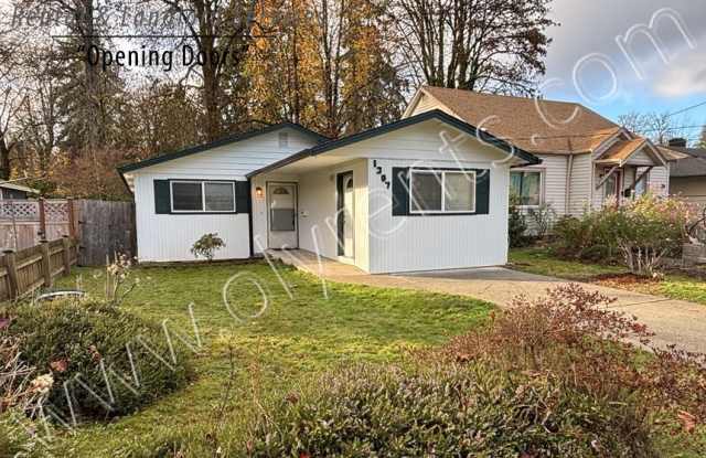 Photo of 1307 Eastside St NE