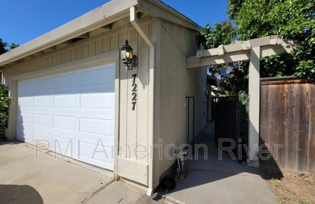 7227 Willowriver Ct - 7227 Willowriver Court, Florin, CA 95828