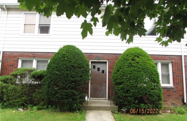 77 Gordon Street - 77 Gordon St, Yonkers, NY 10701