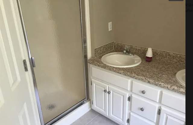 3410 Camens Court Northeast