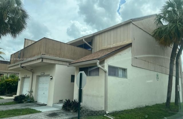 893 NW 81st Way - 893 Northwest 81st Way, Plantation, FL 33324