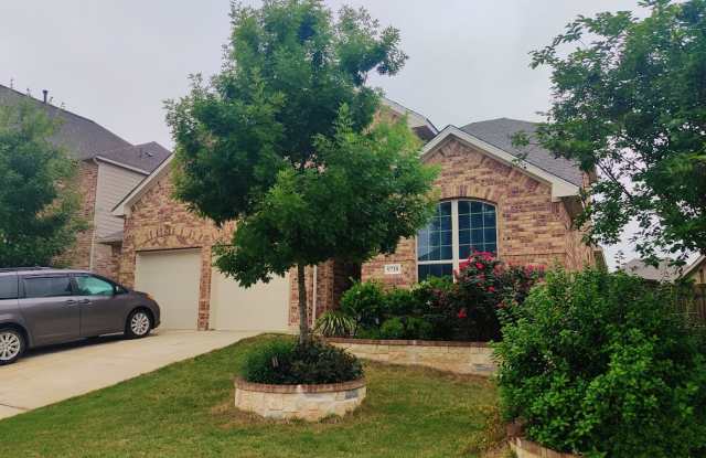 9739 Innes Place - 9739 Innes Place, Scenic Oaks, TX 78006