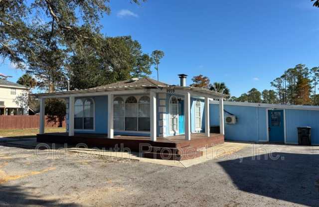 Photo of 9939 Lillian Hwy