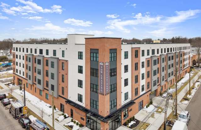 416 Highland Ave - 227