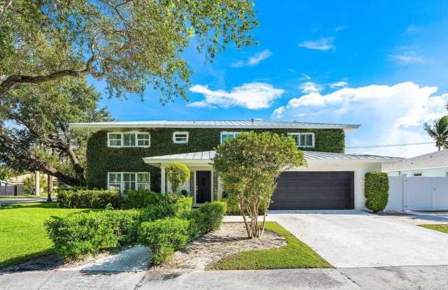 900 SW 16th Street