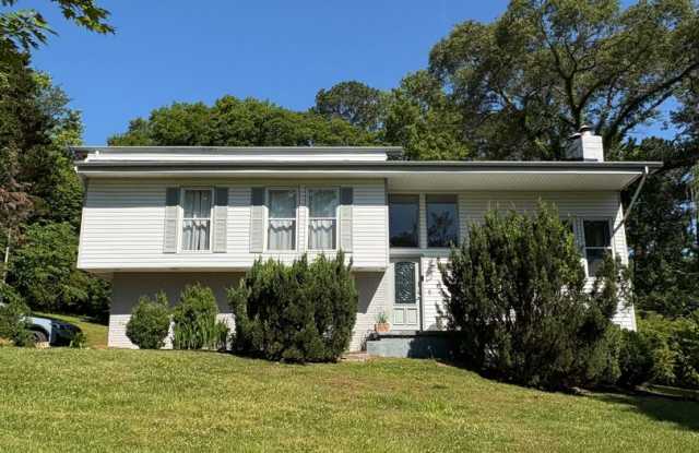4 Bedroom 2 Bath House