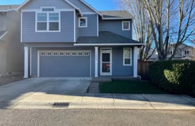 11610 NW 27th Ct - 11610 Northwest 27th Court, Felida, WA 98685