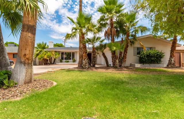 132 E Pebble Beach Dr