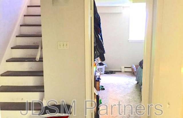 799 Cherry Street #4