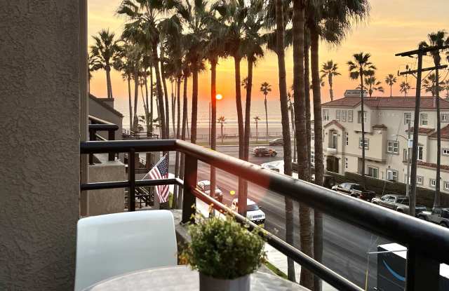 1200 Pacific Coast Hwy