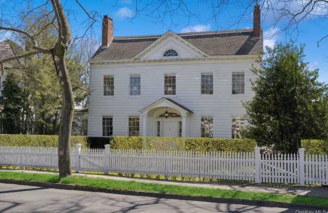 189 Main Street