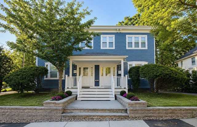 4 Baldwin St