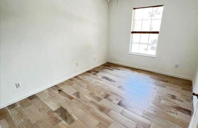 4407 Windmill Palm Way