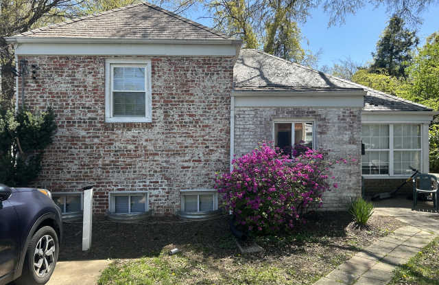 7307 Dickinson Avenue