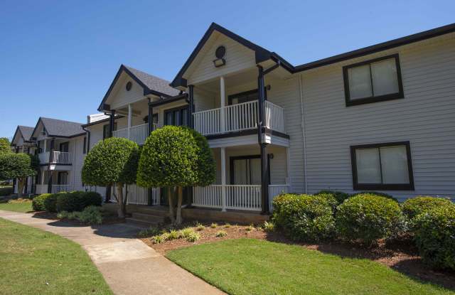 Photo of The Madison Apartments and Townhomes