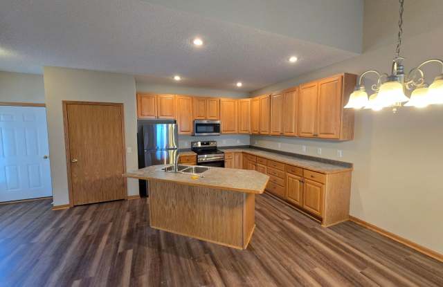 Remodeled Monticello MN Townhouse
