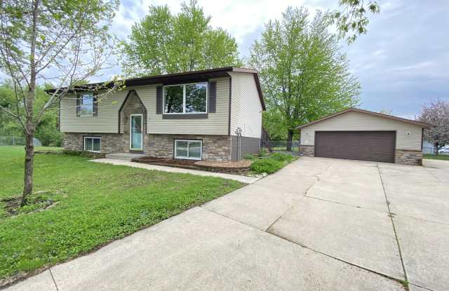 5126 20th Avenue Lane Northwest