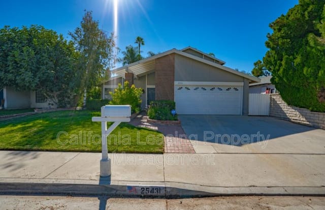 25431 Via Pacifica - 25431 Vía Pacifica, Santa Clarita, CA 91355