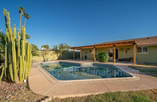 456 W Jasper Dr