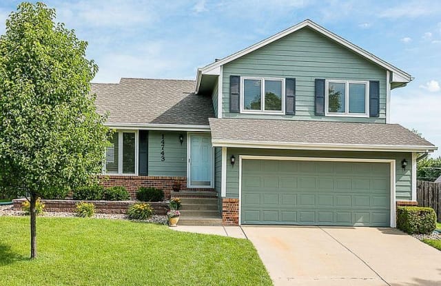 14743 Summit Dr - 14743 Summit Drive, Clive, IA 50325